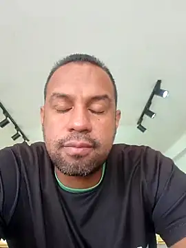 elnegro707070 online show from 12-20-25, 02:53