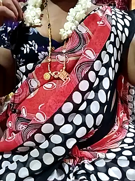 Snapshot of tamiltady chatting on 09-22-25, 04:46 tamiltady online show from 09-22-25, 04:46