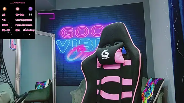 AlessiaCroft online show from 09-29-25, 04:08