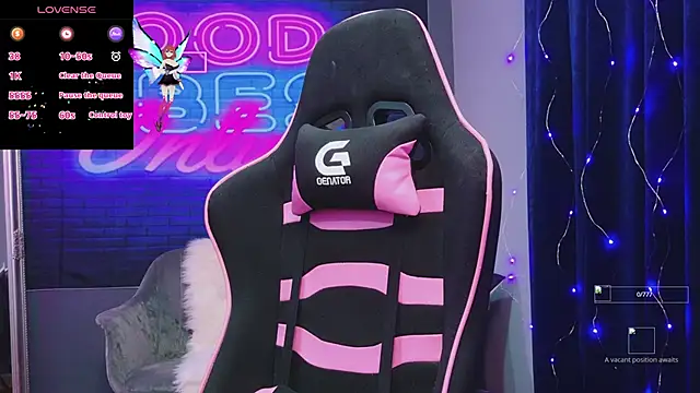 AlessiaCroft online show from 10-30-25, 05:06