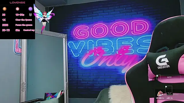 AlessiaCroft online show from 10-21-25, 04:12