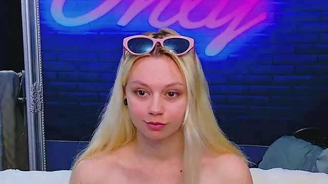 AlessiaCroft online show from 06-06-26, 04:07