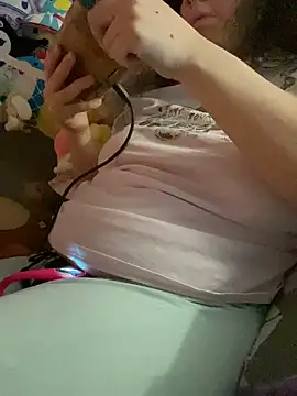 w3tkittty online show from 02-13-26, 06:46