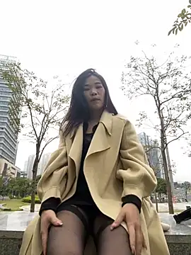 AiBanana online show from 12-04-25, 08:24