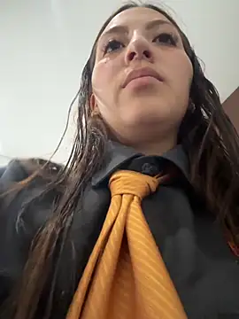 Snapshot of MELODY__06 chatting on 10-16-25, 12:35 MELODY  06 online show from 10-16-25, 12:35
