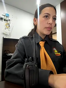 Snapshot of MELODY__06 chatting on 10-17-25, 12:29 MELODY  06 online show from 10-17-25, 12:29
