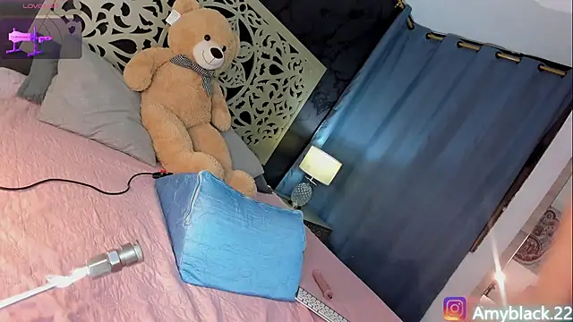 Amyblack   online show from 10-30-25, 01:26