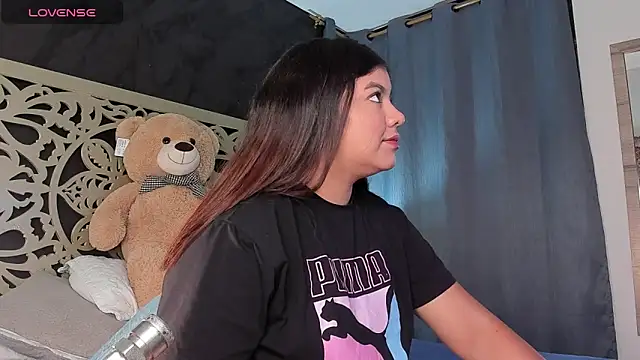 Amyblack   online show from 11-10-25, 12:37