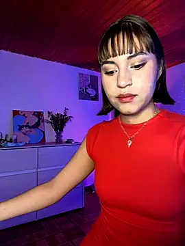 Snapshot of Nani_rosse_ chatting on 09-25-25, 11:44 Nani rosse online show from 09-25-25, 11:44