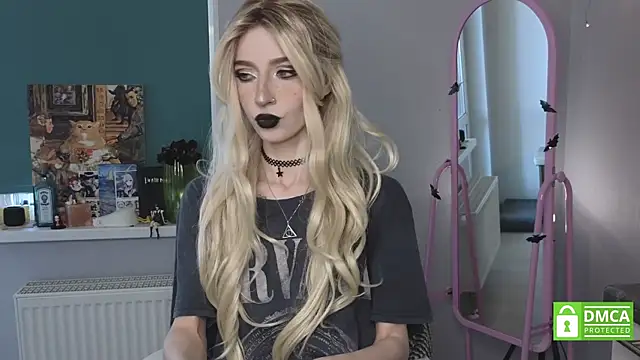 sweetuniporn online show from 05-05-26, 08:06