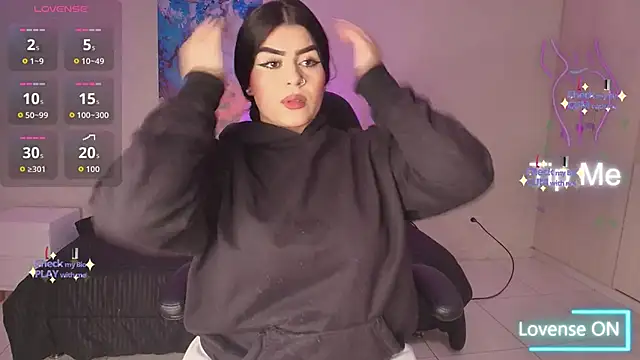 Snapshot of Kariina__69 chatting on 09-26-25, 03:35 Kariina 69 online show from 09-26-25, 03:35