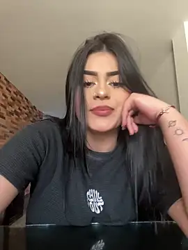 Snapshot of Kariina__69 chatting on 09-08-25, 09:47 Kariina 69 online show from 09-08-25, 09:47