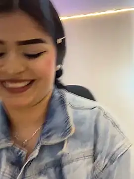 Snapshot of Kariina__69 chatting on 10-12-25, 03:08 Kariina 69 online show from 10-12-25, 03:08