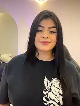 Snapshot of Kariina__69 chatting on 10-23-25, 03:27 Kariina 69 online show from 10-23-25, 03:27
