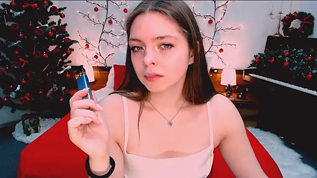 Snapshot of marshmallowee chatting on 12-18-25, 01:15 marshmallowee online show from 12-18-25, 01:15