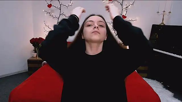 Snapshot of marshmallowee chatting on 11-24-25, 01:11 marshmallowee online show from 11-24-25, 01:11