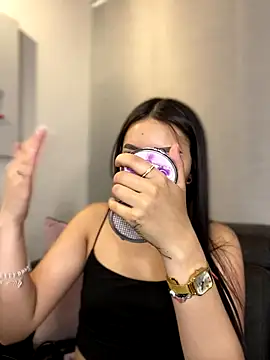 Cristina pinkk online show from 11-27-25, 03:51