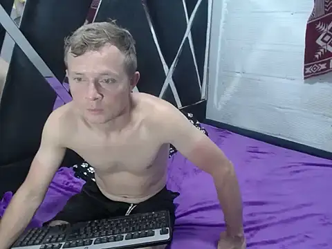 Snapshot of hot_mann11 chatting on 10-03-25, 12:36 hot mann11 online show from 10-03-25, 12:36