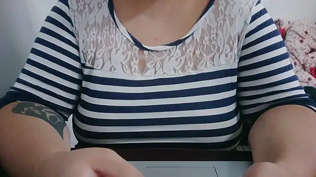 Snapshot of nicolebiancardi5 chatting on 02-26-26, 08:53 nicolebiancardi5 online show from 02-26-26, 08:53