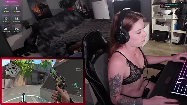 Horny Makima online show from 09-23-25, 11:50