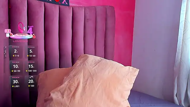 mialeia01 online show from 12-22-25, 03:45