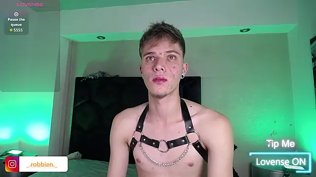 Robbin Blaze online show from 03-25-26, 05:07