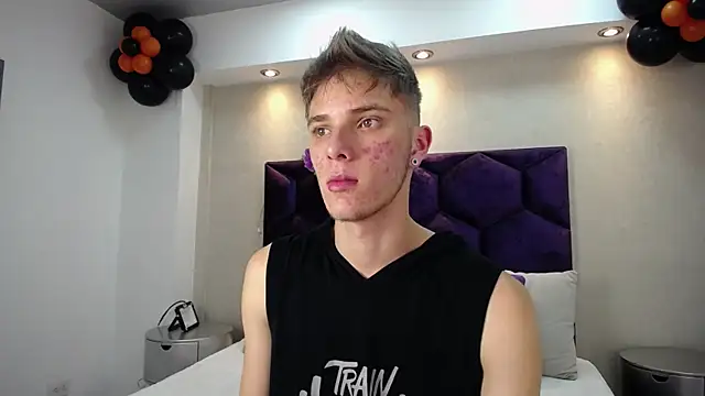 Robbin Blaze online show from 10-27-25, 04:57