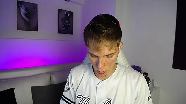 Robbin Blaze online show from 02-11-26, 04:56