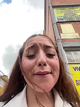 Baby  Otaku online show from 10-17-25, 05:59