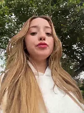 Baby  Otaku online show from 02-15-26, 03:55