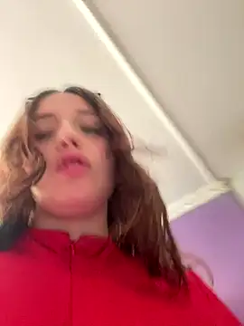 Baby  Otaku online show from 10-21-25, 04:06