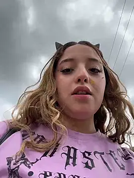 Baby  Otaku online show from 03-31-26, 08:22