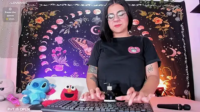 Maddy rosse12 online show from 11-02-25, 02:44