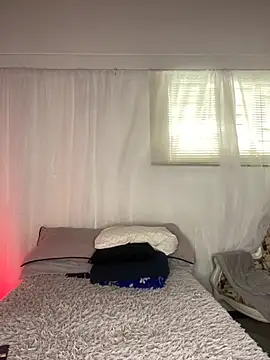 Mia  Gray online show from 11-07-25, 06:12