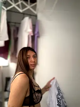 Mia  Gray online show from 09-11-25, 06:41