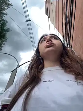 Mia  Gray online show from 10-15-25, 06:49