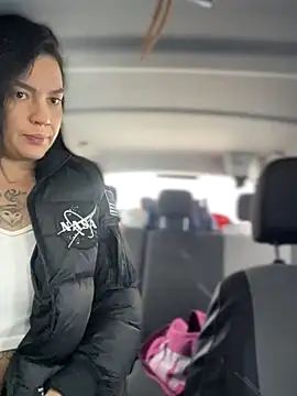 MeekyRich online show from 11-23-25, 04:55