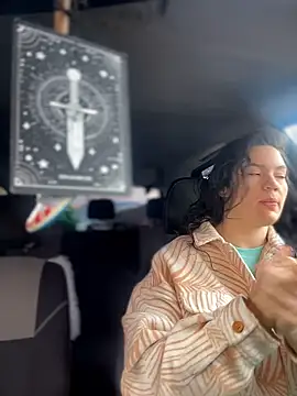 MeekyRich online show from 04-05-26, 02:07