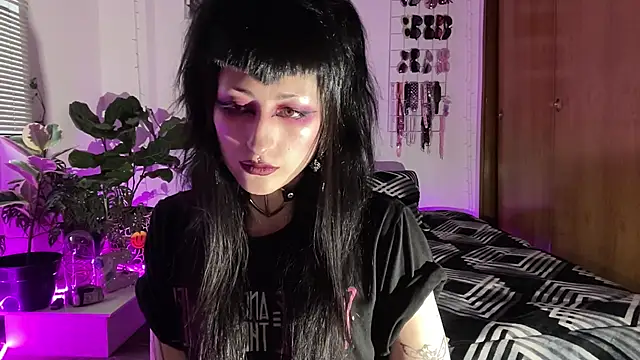 Snapshot of ELENA_UMBRA chatting on 02-12-26, 09:47 ELENA UMBRA online show from 02-12-26, 09:47