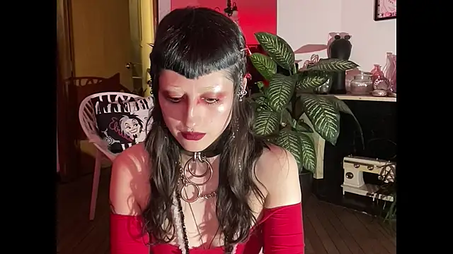 Snapshot of ELENA_UMBRA chatting on 10-06-25, 12:23 ELENA UMBRA online show from 10-06-25, 12:23