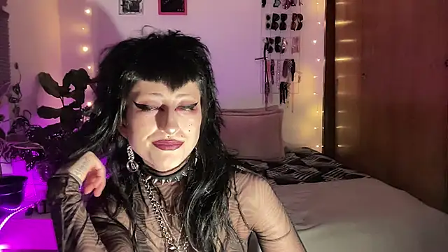 Snapshot of ELENA_UMBRA chatting on 01-15-26, 02:26 ELENA UMBRA online show from 01-15-26, 02:26