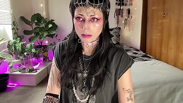 Snapshot of ELENA_UMBRA chatting on 03-01-26, 06:30 ELENA UMBRA online show from 03-01-26, 06:30