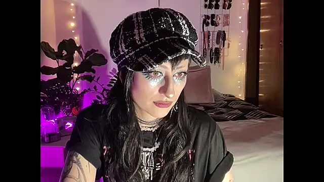 Snapshot of ELENA_UMBRA chatting on 01-15-26, 11:30 ELENA UMBRA online show from 01-15-26, 11:30