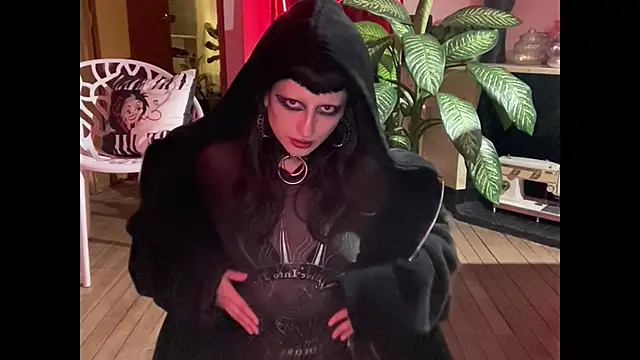 Snapshot of ELENA_UMBRA chatting on 10-21-25, 07:30 ELENA UMBRA online show from 10-21-25, 07:30