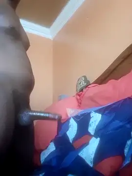 Snapshot of RearApiary chatting on 12-18-25, 05:56 RearApiary online show from 12-18-25, 05:56