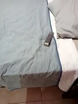 luuiss12 online show from 01-11-26, 10:27