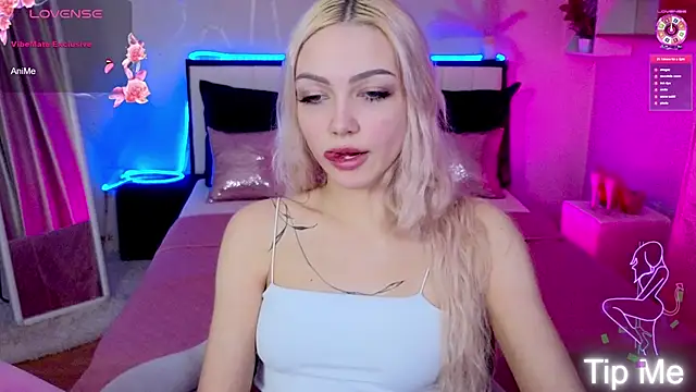 LinaLirian online show from 01-16-26, 01:37