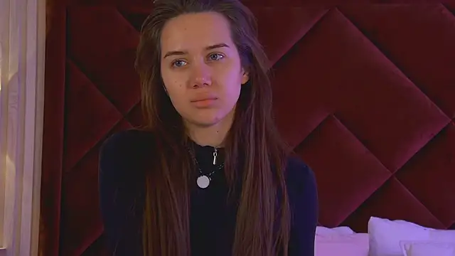 StacyHarland online show from 11-28-25, 04:34