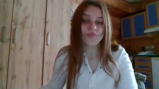 Snapshot of Little_shygirl chatting on 10-24-25, 11:42 Little shygirl online show from 10-24-25, 11:42