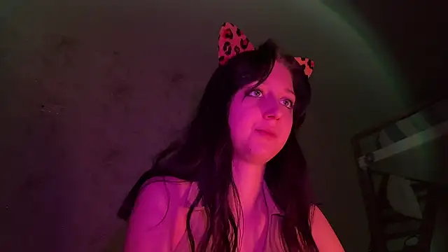 YourTemptation  online show from 12-20-25, 02:09